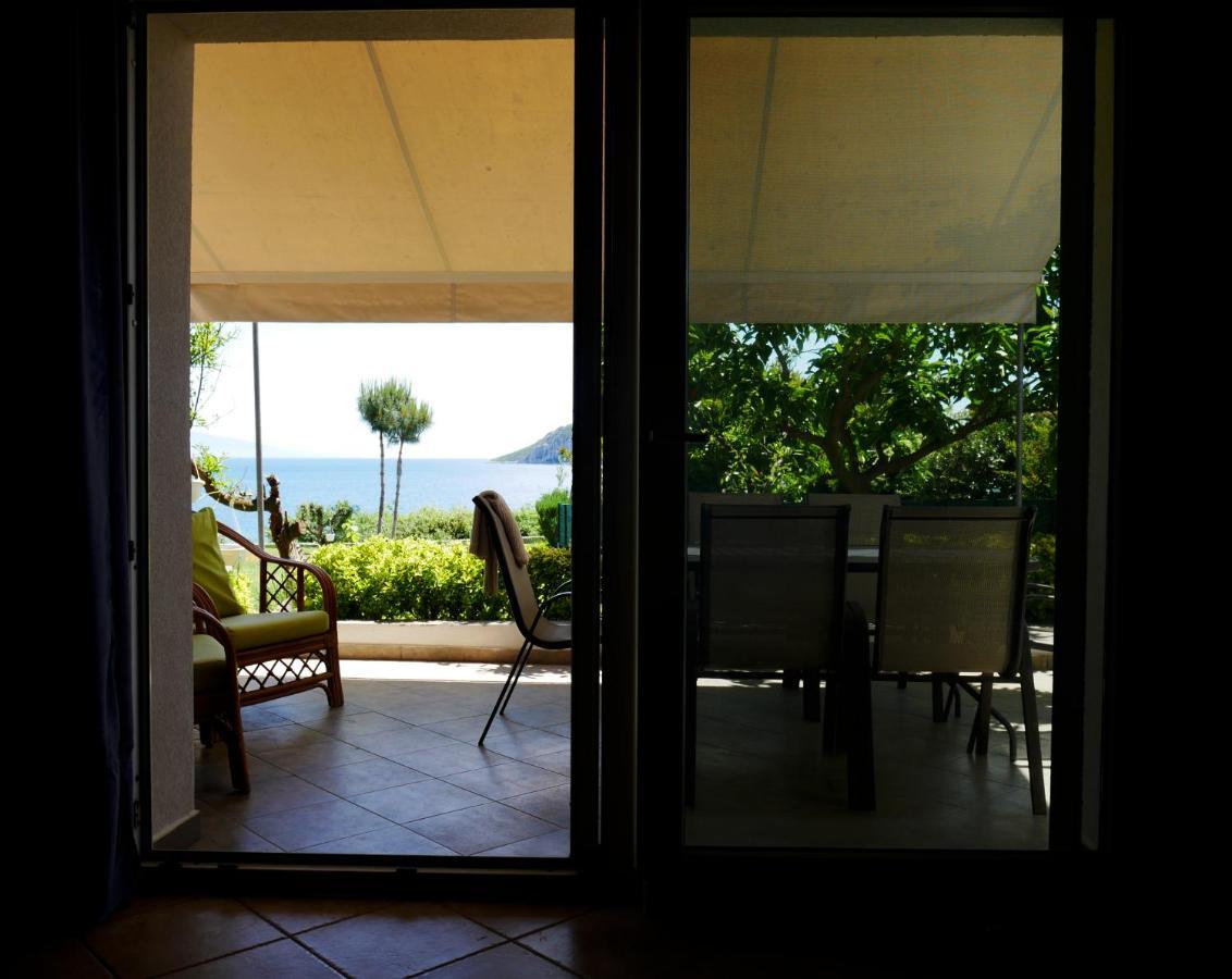 Iraklitsa View Apartment Nea Iraklitsa Bagian luar foto