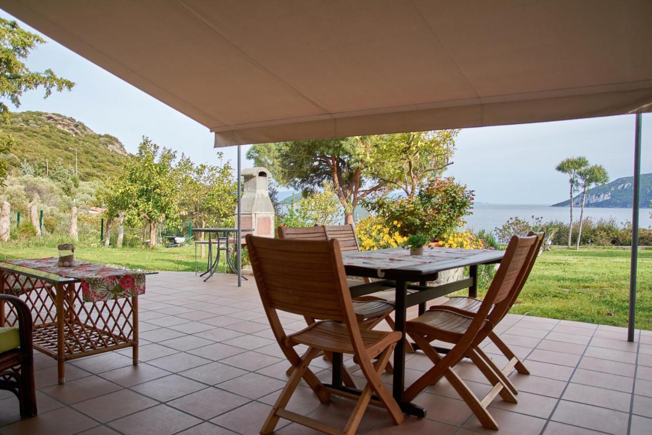 Iraklitsa View Apartment Nea Iraklitsa Bagian luar foto