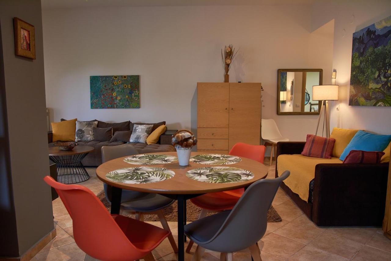 Iraklitsa View Apartment Nea Iraklitsa Bagian luar foto